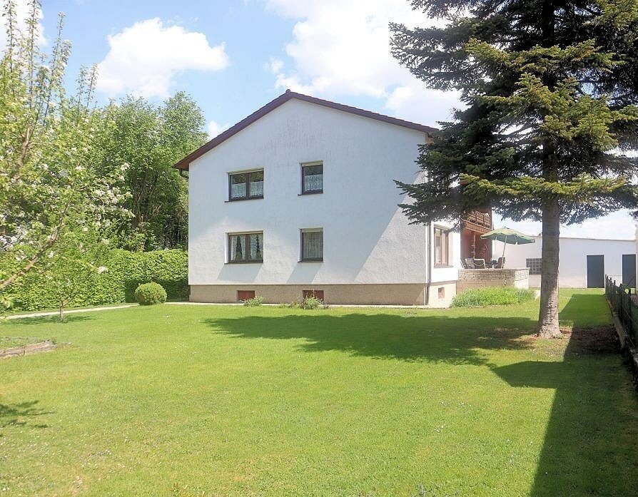 ++ WENN OMA MIT WILL ++ TOLLES ZFH MIT GROSSEM GARTEN ++ VORBESCHEID ZUR ERRICHTUNG VON 4 DHH LIEGT VOR ++ 