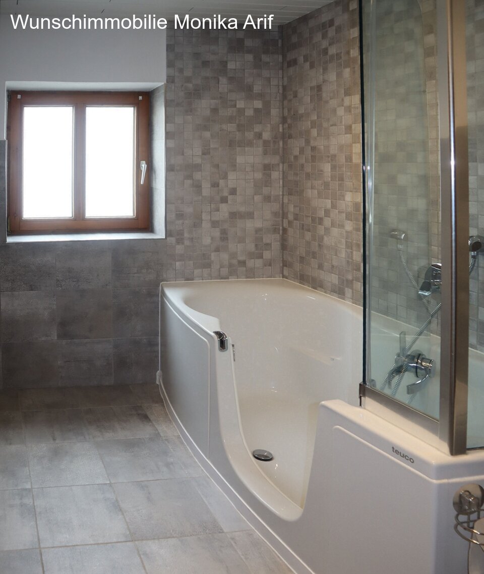 Bad OG - Badewanne Bad OG - Badewanne