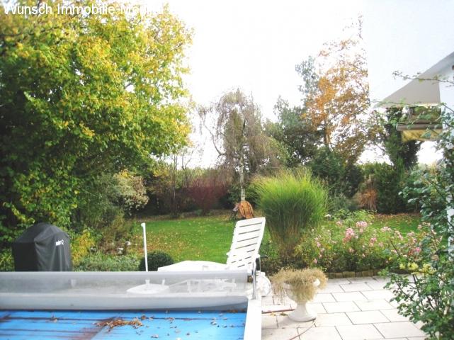 4 Garten mit Pool